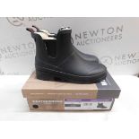 1 BOXED WEATHERPROOF WOMENS BOOTS SIZE 6 RRP Â£49.99