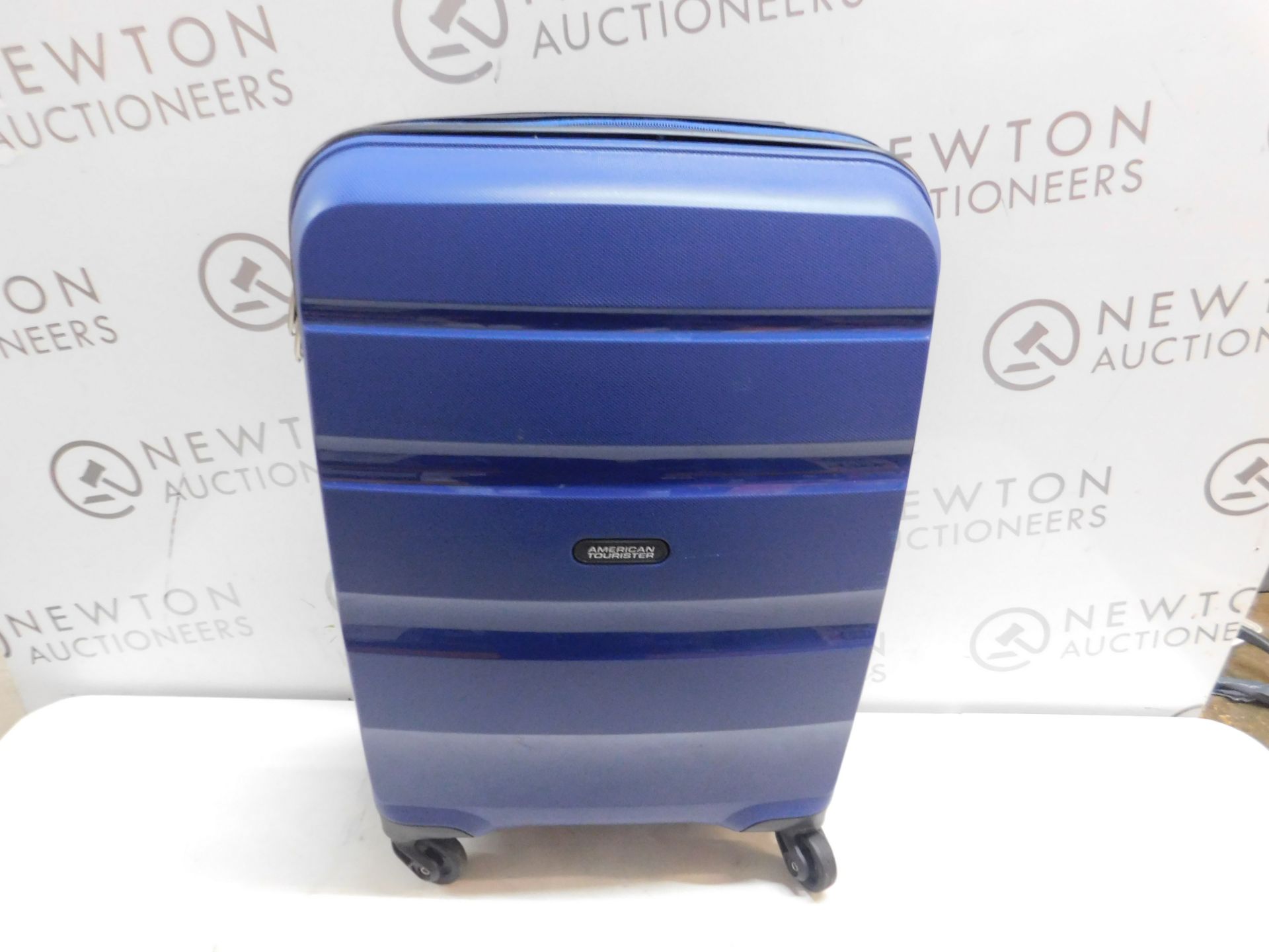 1 AMERICAN TOURISTER HARDSIDE HAND LUGGAGE RRP Â£69