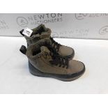 1 WEATHERPROOF MENS BOOTS SIZE 11 RRP Â£49.99