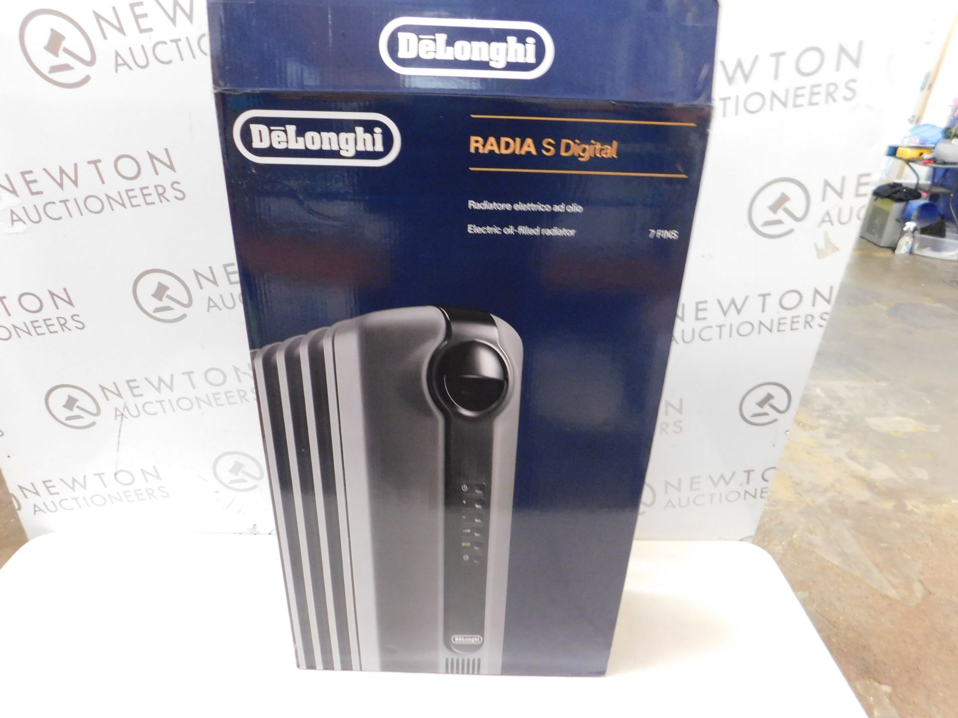 1 BOXED DE'LONGHI RADIA S OIL FILLED 1.5KW GREY RADIATOR RRP Â£99