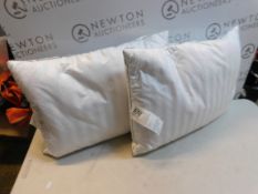 1 PAIR OF HOTEL GRAND DOUBLE TOP GOOSE FEATHER & GOOSE DOWN PILLOWS RRP Â£24.99