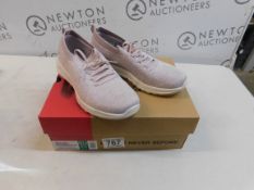 1 BOXED SKETHERS TRAINERS SIZE UK 4.5 RRP Â£39.99