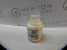 1 YANKEE CANDLE VANILLA SCENTED CANDLE 623G RRP Â£29.99
