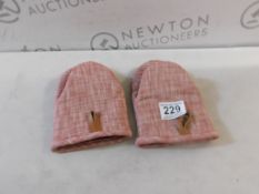 1 KITCHEN AID OVEN MITTS RRP Â£29.99