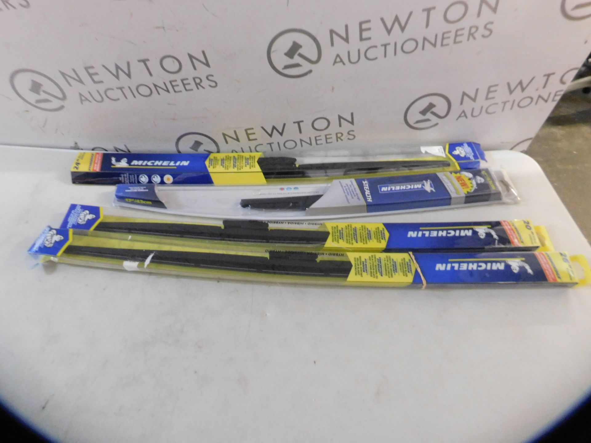 4 PACKS MICHELIN STEALTH WIPER BLADES IN VARIOUS SIZES RRP Â£59