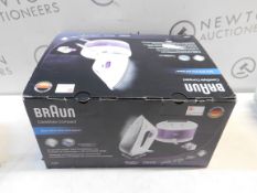 1 BOXED BRAUN CARESTYLE COMPACT IS 2044 IRONING CENTER RRP Â£149 (LIKE NEW, TESTED: WORKING)