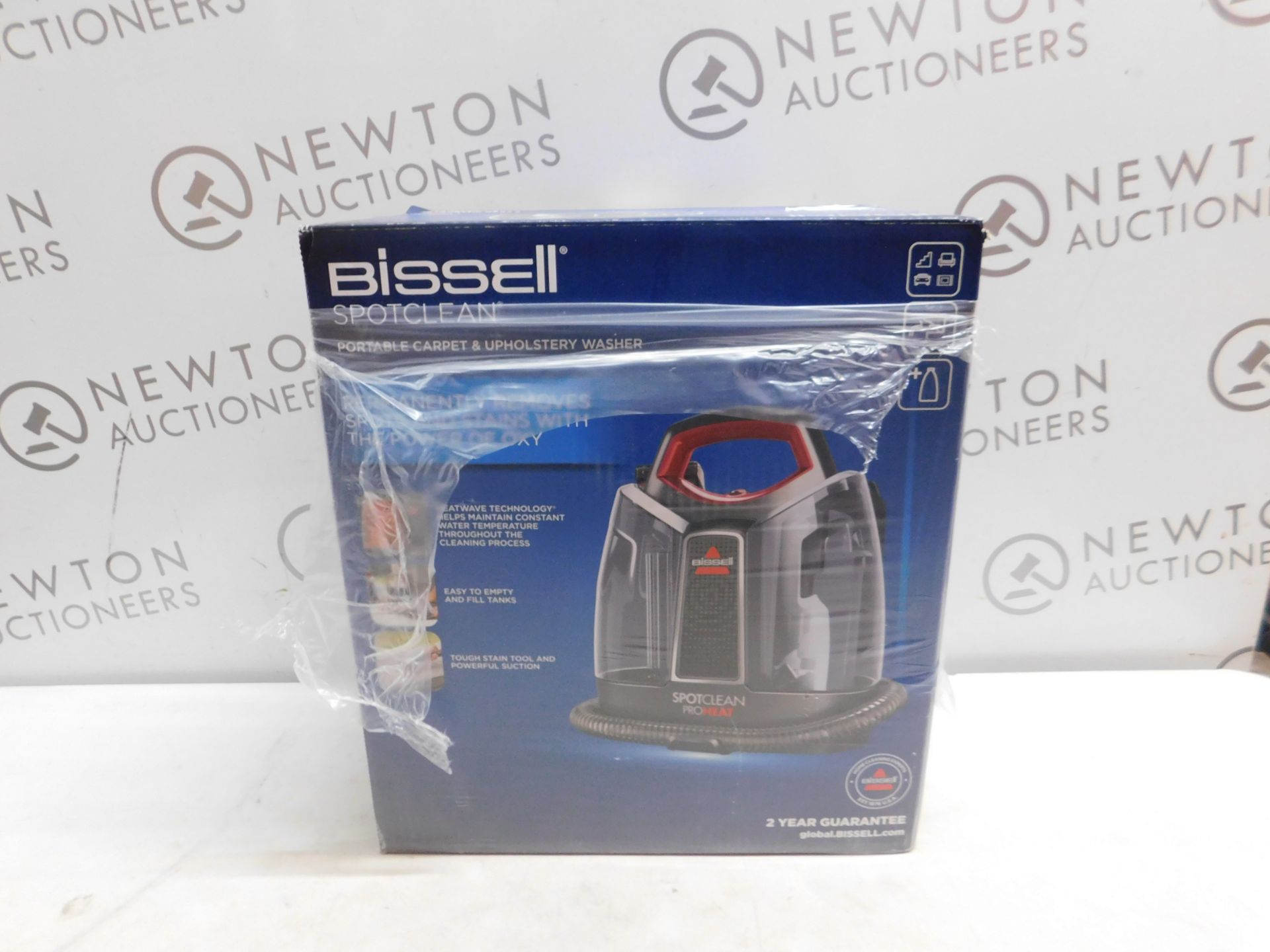 1 BOXED BISSELL SPOTCLEAN PROHEAT PORTABLE SPOT AND STAIN CARPET CLEANER RRP Â£199