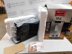 1 BOXED MELITTA SOLO FROSTED BLACK BEAN TO CUP COFFEE MACHINE E950-544 RRP Â£329.99