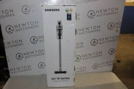 1 BOXED SAMSUNG JET 70 TURBO VACUUM CLEANER WITH BATTERY AND CHARGER RRP Â£349