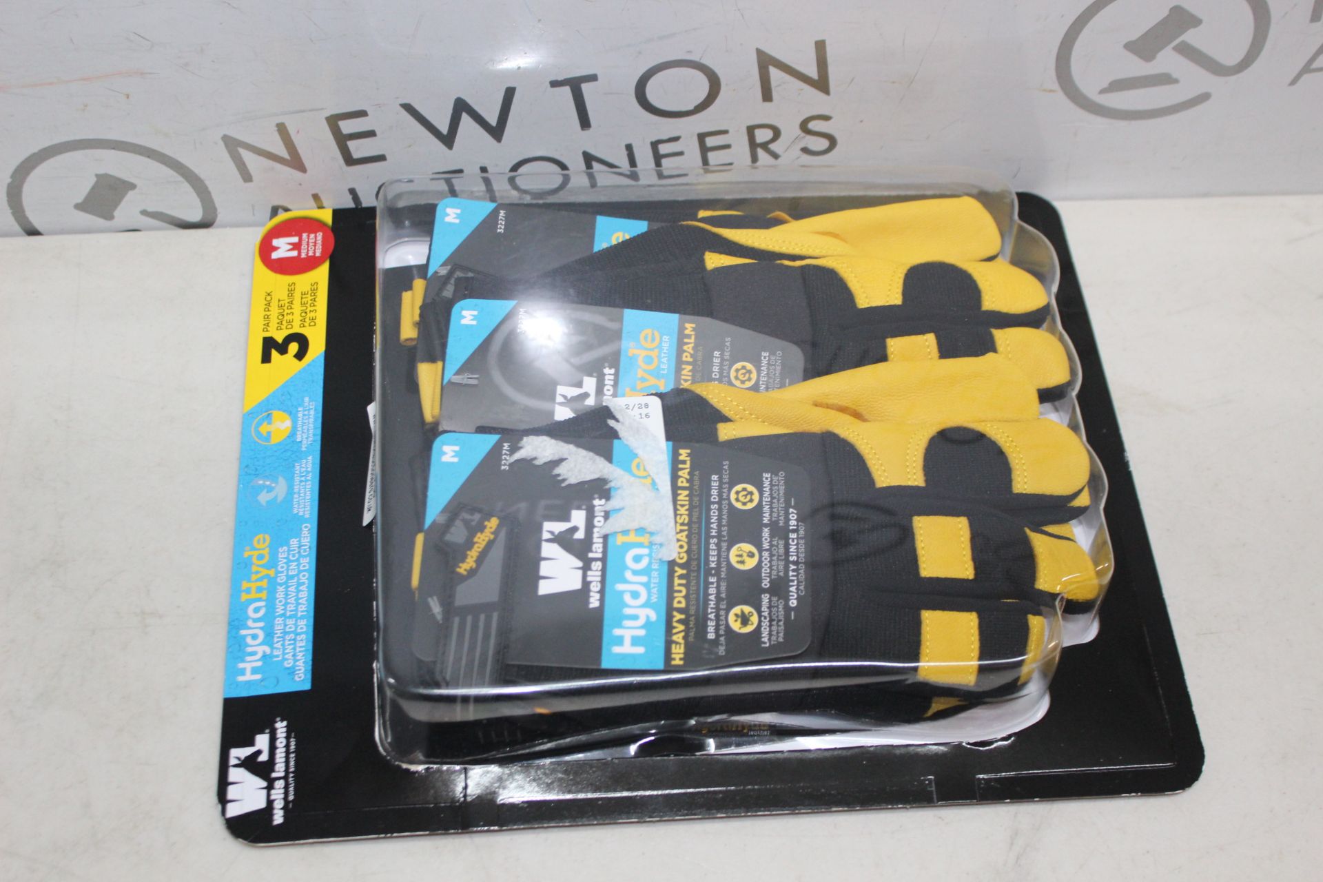 1 PACK OF 3 PAIRS OF WELLS LAMONT PREMIUM WORK GLOVES SIZE M RRP Â£54.99
