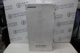 1 BOXED SAMSUNG JET 70 TURBO VACUUM CLEANER WITH BATTERY AND CHARGER RRP Â£349