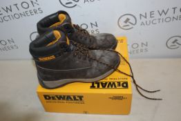 1 BOXED DEWALT MASON STELL TOE BOOTS SIZE 8 RRP Â£59.99