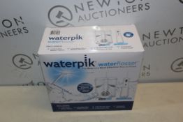 1 BOXED WATERPIK ULTRA PLUS WATER FLOSSER RRP Â£99(GREAT CONDITION)