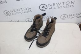 1 PAIR OF WEATHERPROOF BOOTS UK SIZE 8 RRP Â£39