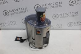 1 BRAUN IDENTITYCOLLECTION SPIN JUICER J700 GREY RRP Â£179