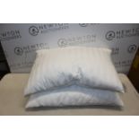 1 PAIR OF HOTEL GRAND DOUBLE TOP GOOSE FEATHER & GOOSE DOWN PILLOWS RRP Â£29