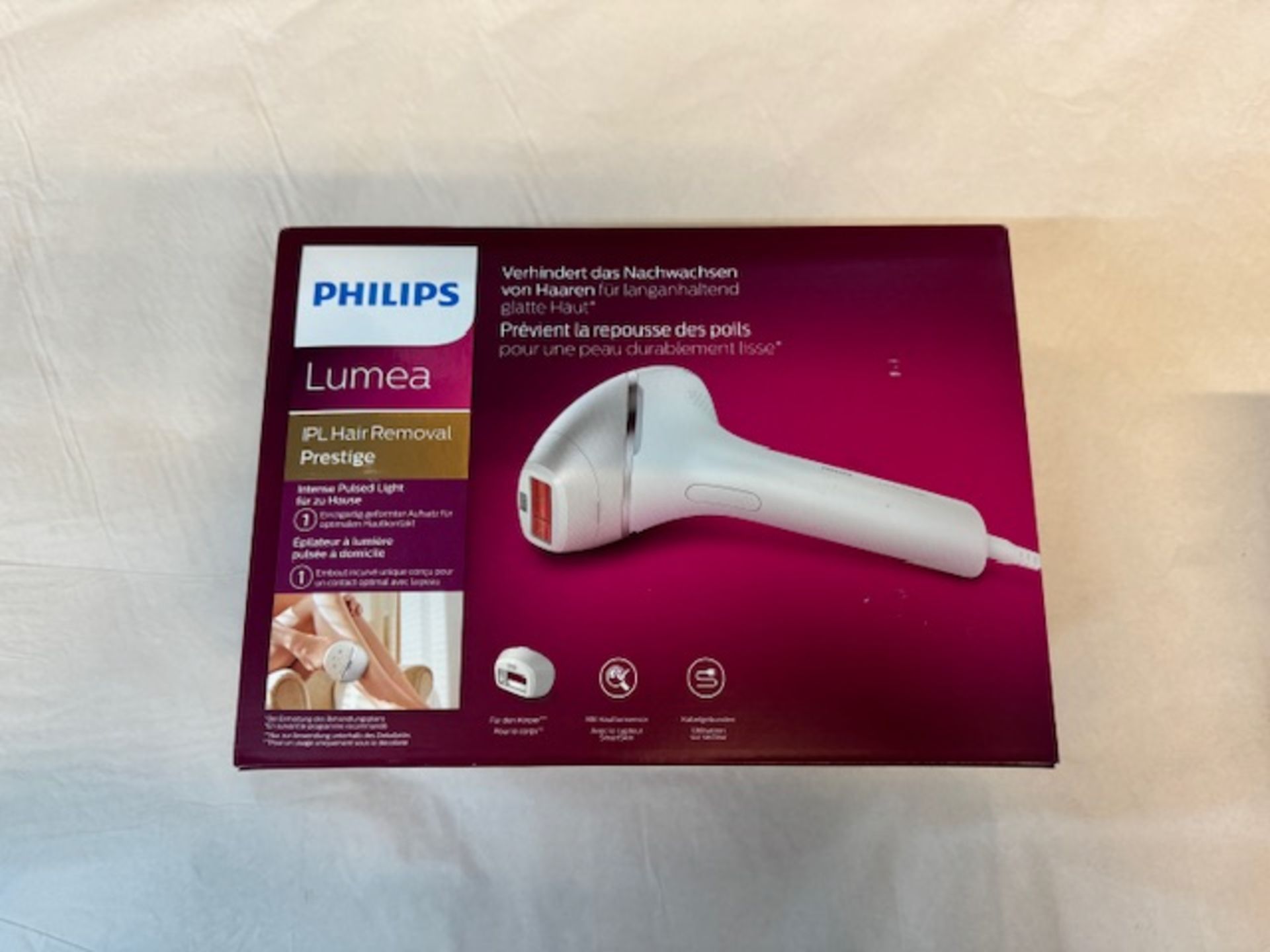 1 BOXED PHILLIPS LUMEA ADVANCED IPL HAIR REMOVAL DEVICE RRP Â£399