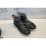 1 PAIR OF WEATHERPROOF BOOTS UK SIZE 7 RRP Â£39