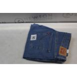 1 LEVIS 311 SHAPING SKINNY JEANS SIZE W33 L32 RRP Â£49