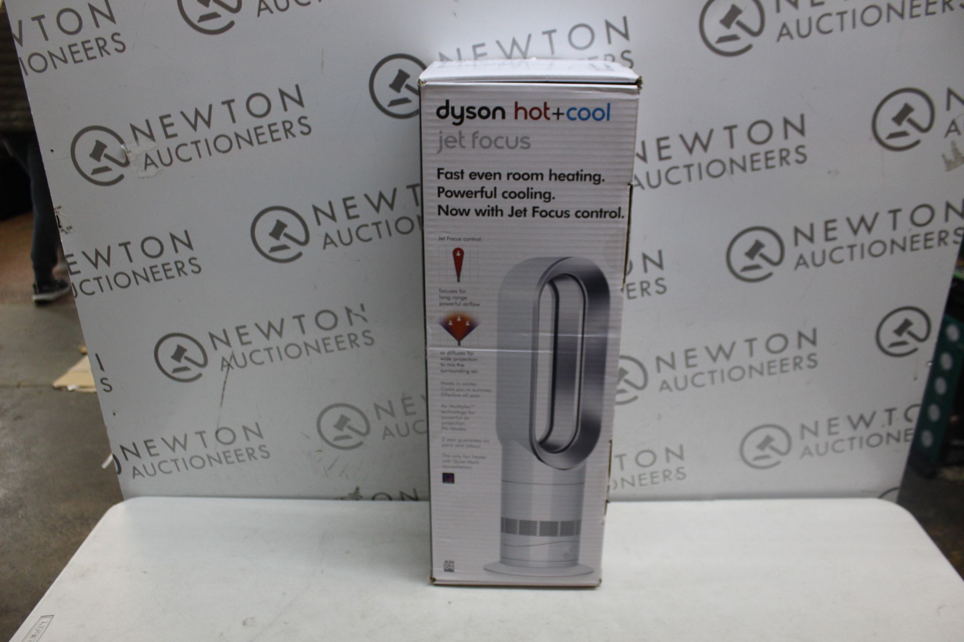 1 (LIKE NEW) BOXED DYSON AM09 HOT + COOLâ„¢ FAN HEATER RRP Â£349 (WORKING)