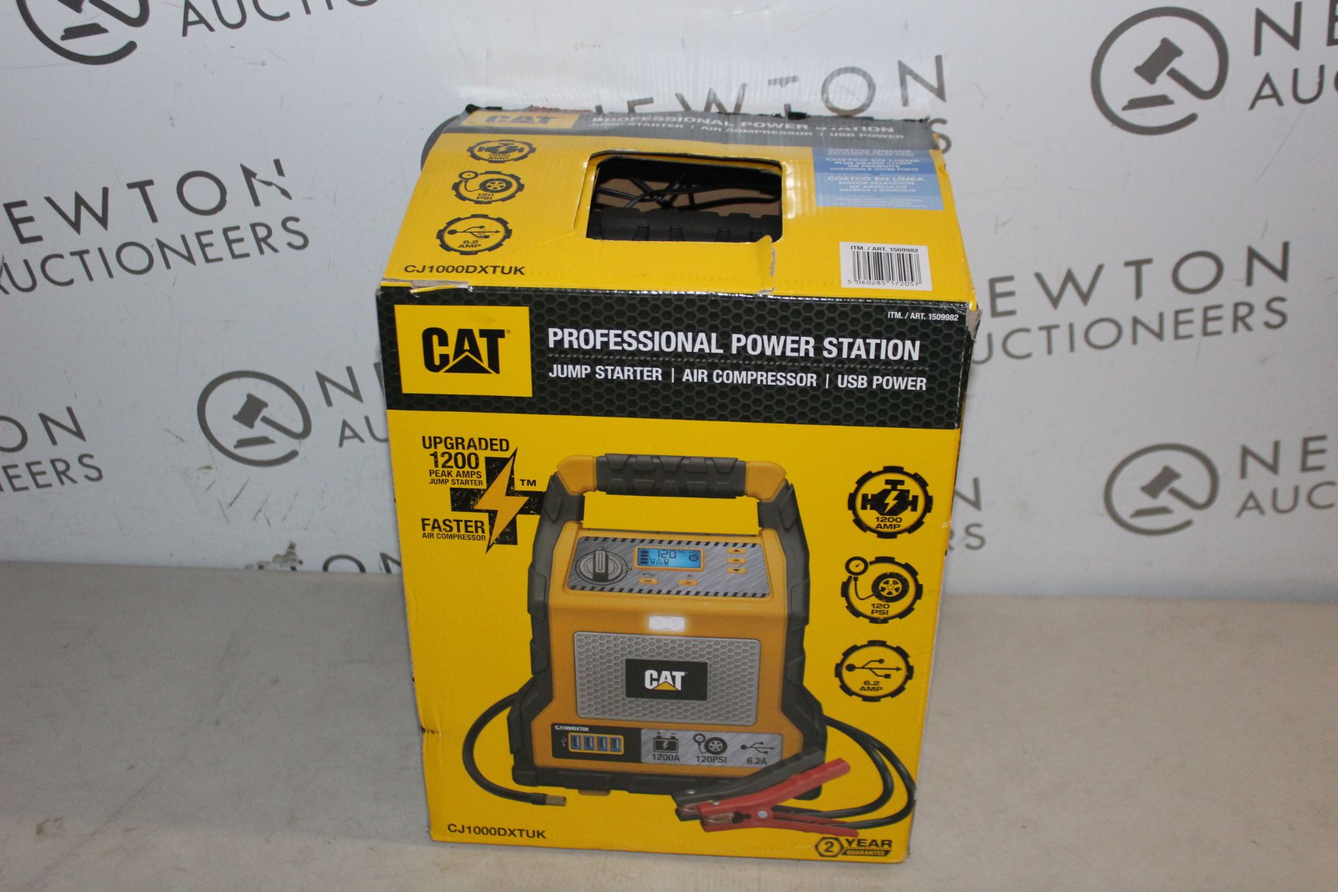 1 BOXED CAT 1200AMP JUMP STARTER, PORTABLE USB CHARGER AND AIR COMPRESSOR RRP Â£99.99