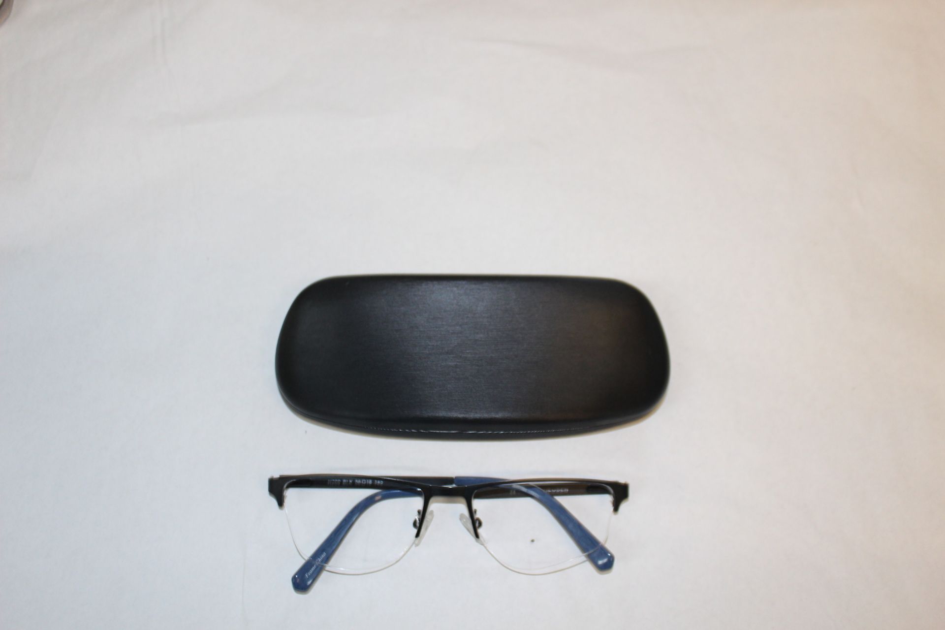 1 PAIR OF VAN HEUSEN GLASSES FRAME MODEL H209 RRP Â£99