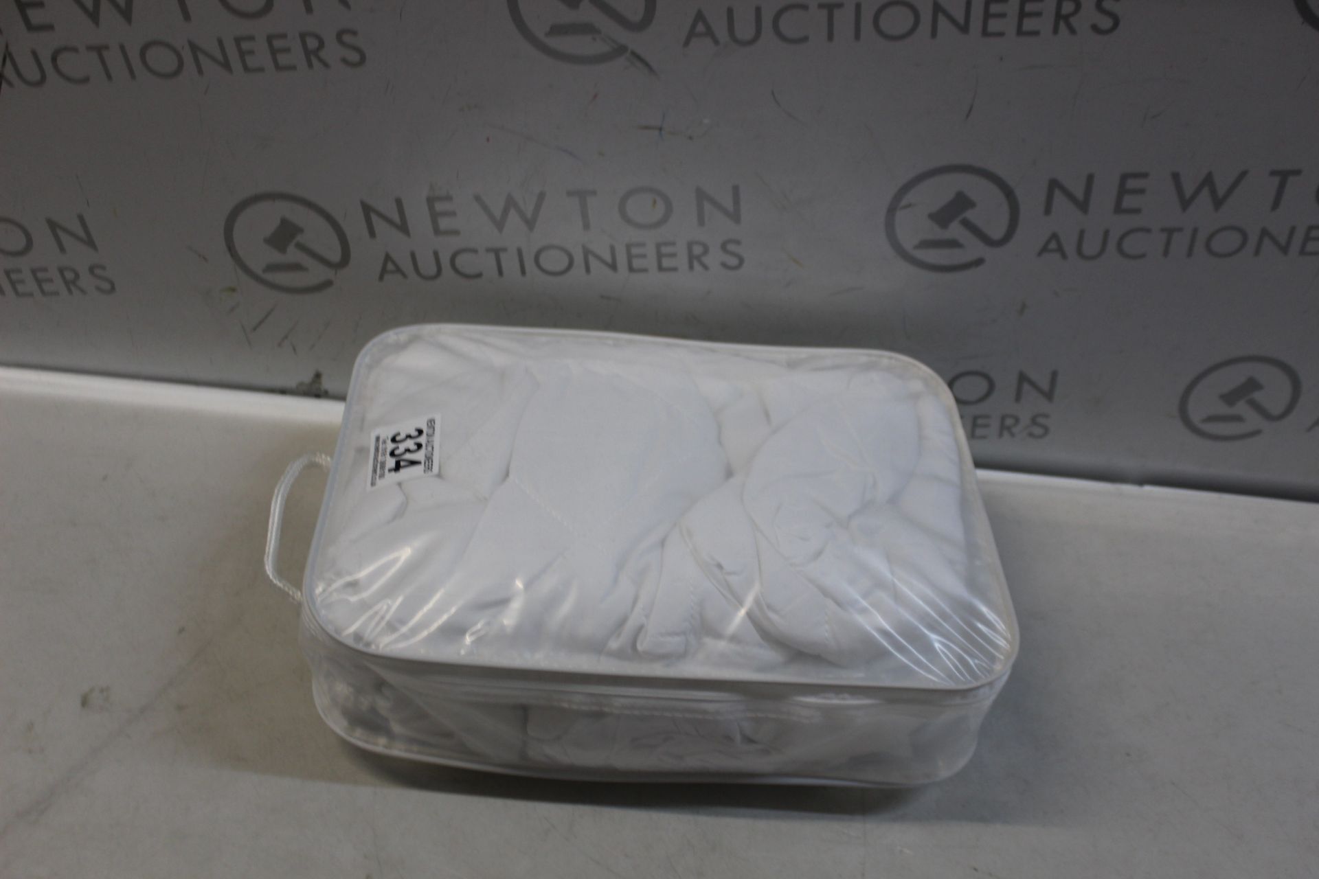 1 BAGGED SNUGGLEDOWN ANTI ALLERGY QUILTED MATTRESS & PILLOW PROTECTOR SET RRP Â£29