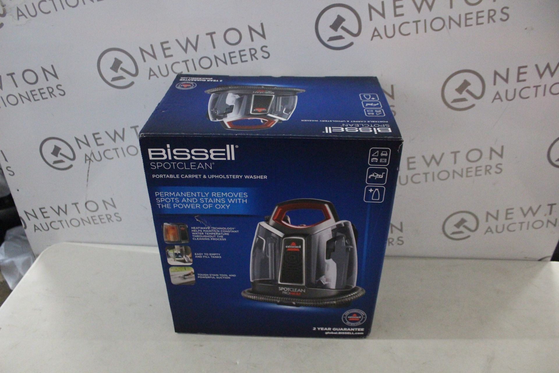 1 BOXED BISSELL SPOTCLEAN PROHEAT PORTABLE SPOT AND STAIN CARPET CLEANER RRP Â£199