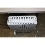 1 DE'LONGHI DRAGON 4 PRO OIL FILLED RADIATOR RRP Â£129