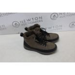 1 PAIR OF WEATHERPROOF BOOTS UK SIZE 12 RRP Â£39