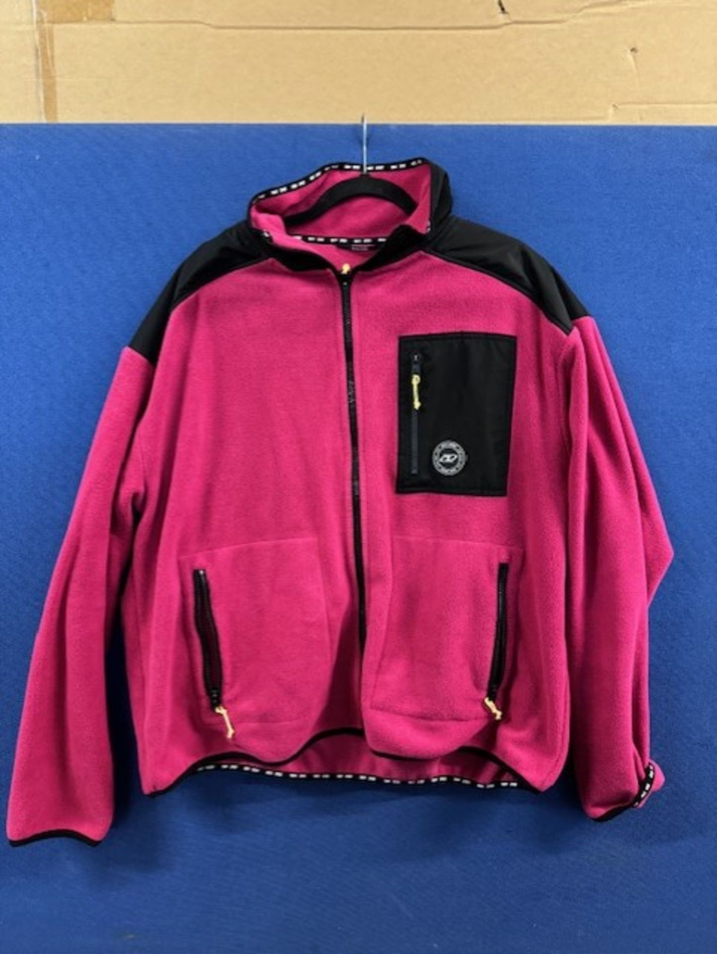 1 DKNY SPORT ZIP JUMPER SIZE XL RRP Â£29