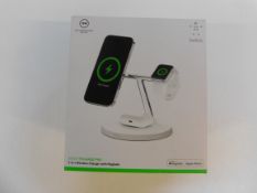 1 BOXED BELKIN 3-IN-1 WIRELESS CHARGER WITH OFFICIAL MAGSAFE CHARGING 15W RRP Â£139.99