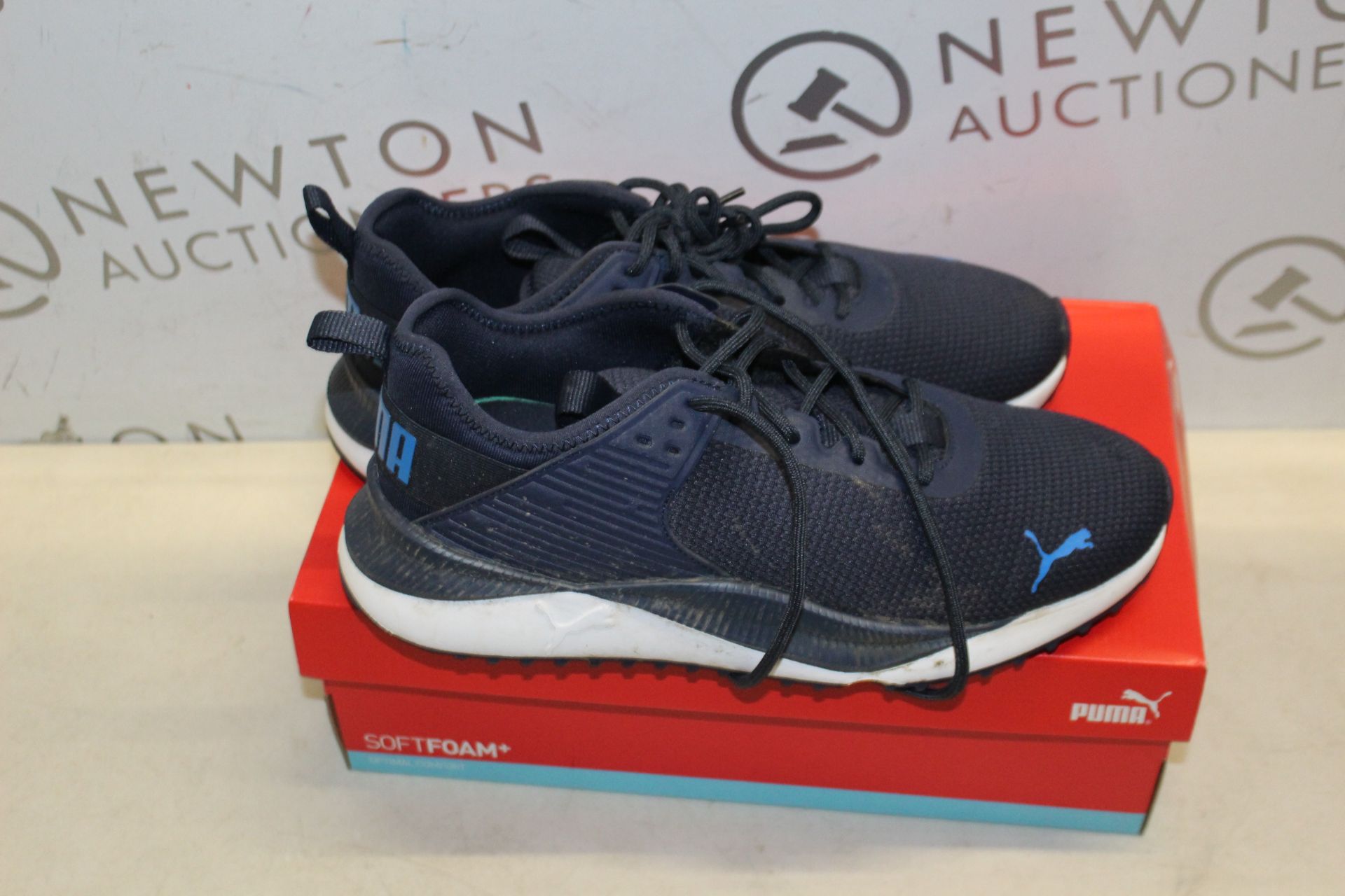 1 BOXED PUMA SOFT FORM RUNNING TRAINERS UK SIZE 9 RRP Â£39.99