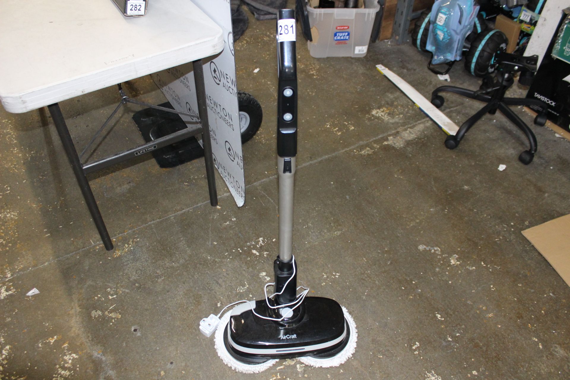 1 AIRCRAFT POWERGLIDE CORDLESS HARD FLOOR CLEANER & POLISHER RRP Â£199