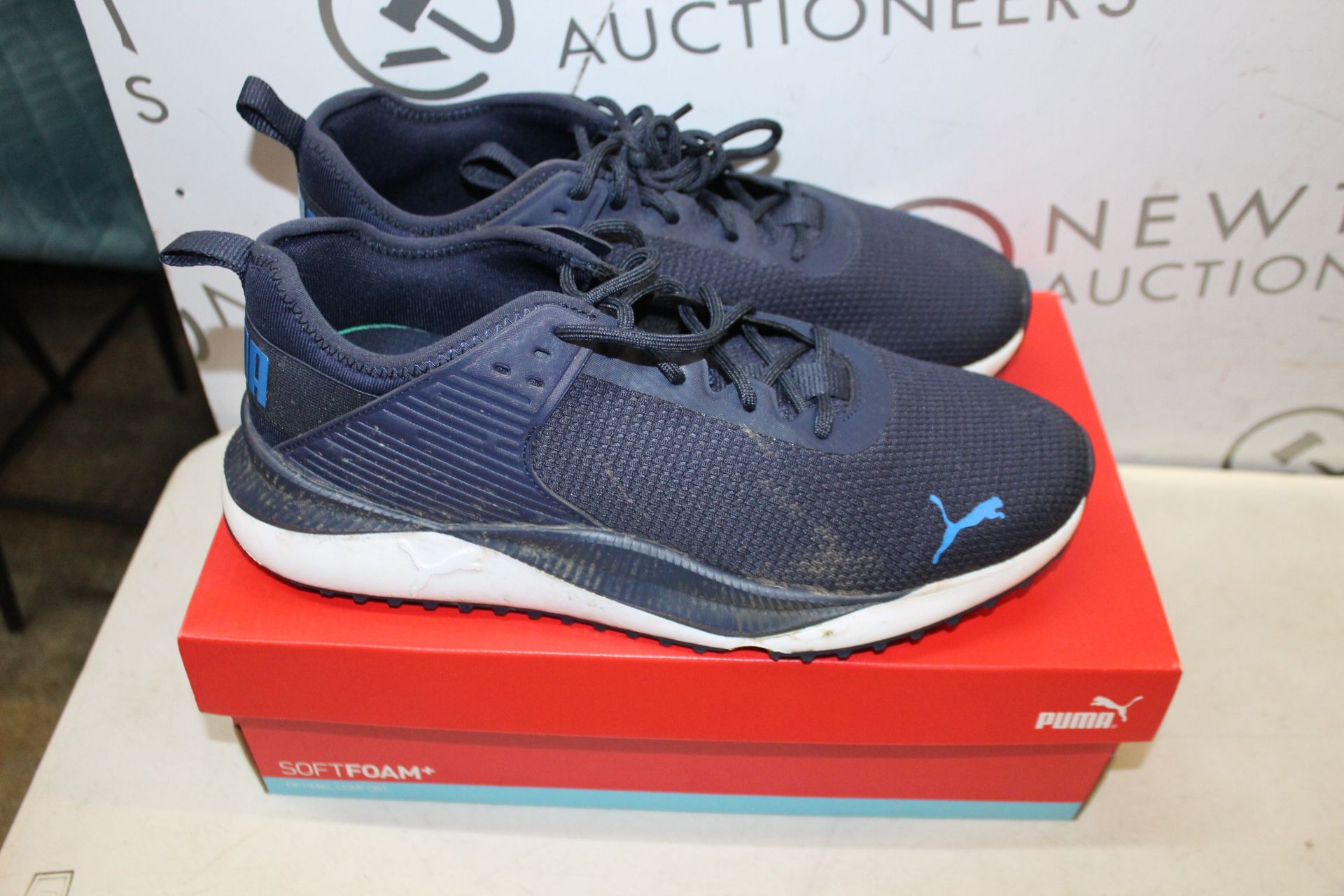 1 BOXED PUMA SOFT FORM RUNNING TRAINERS UK SIZE 9 RRP Â£39.99