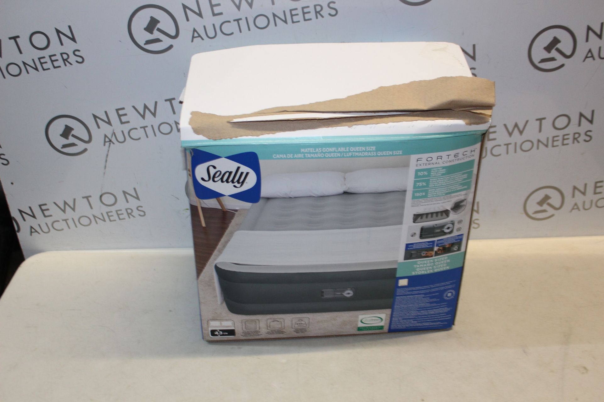 1 BOXED SEALY FORTECH AIRBED WITH BUILT-IN PUMP RRP Â£69