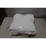 1 SET OF 3 GRAND HOSPITALITY BATH TOWELS RRP Â£29