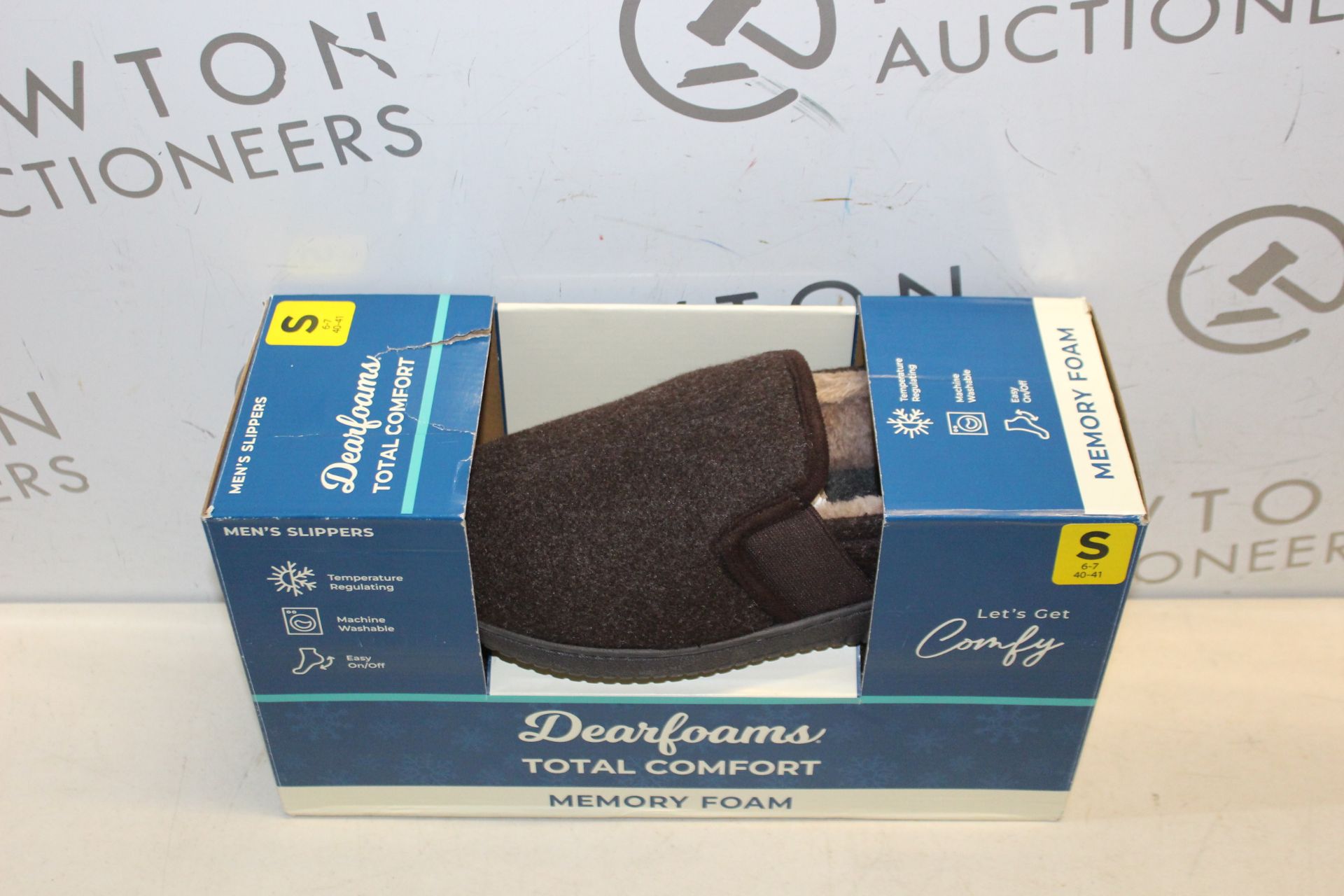 1 BOXED DEARFORMS MEMORY FORM SLIPPERS SIZE SMALL RRP Â£29.99