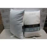 1 PAIR OF GRAND HOTEL GRAND PILLOWS RRP Â£59.99