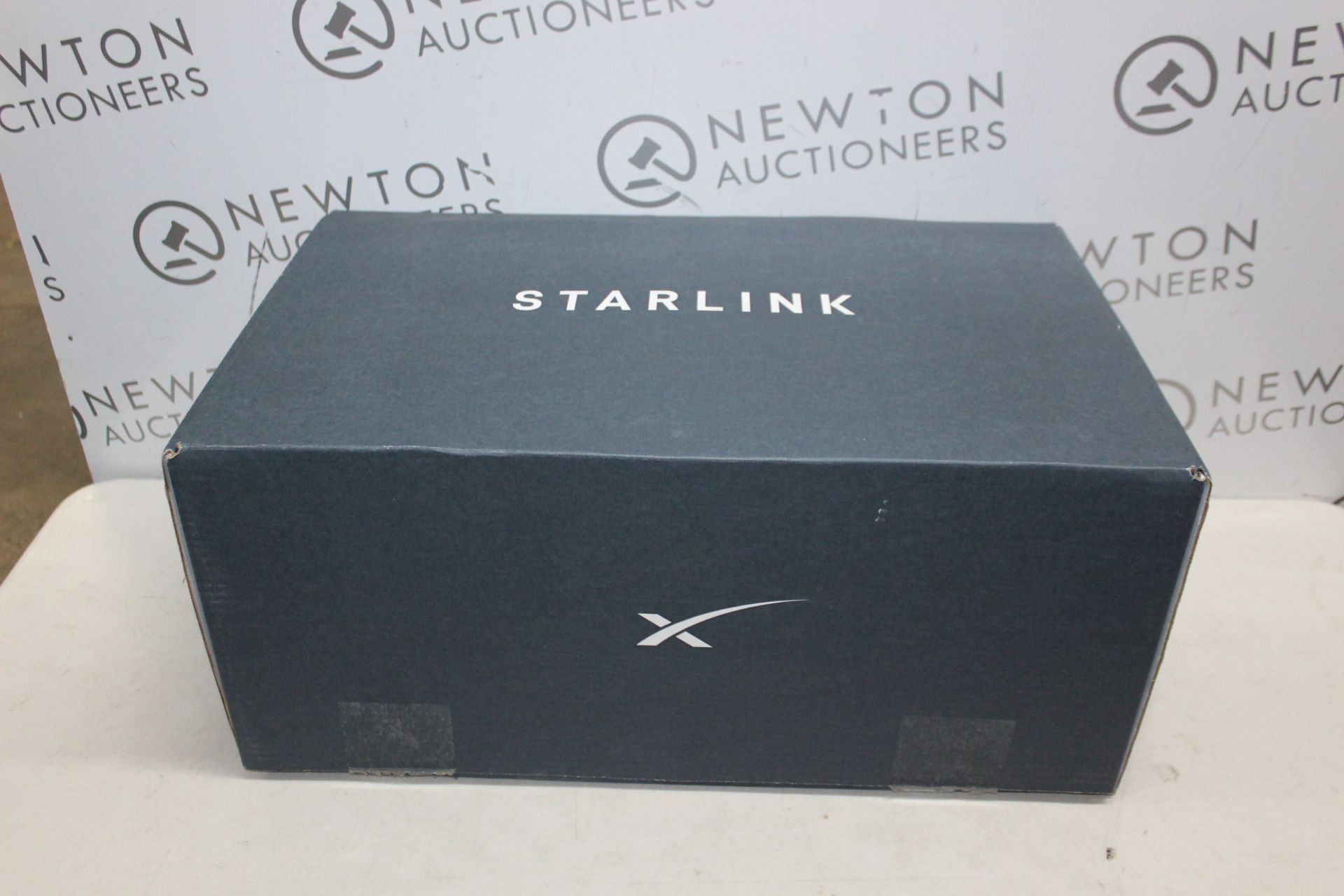 1 BOXED STARLINK STANDARD KIT: HIGH SPEED, LOW LATENCY SATELLITE INTERNET RRP Â£249