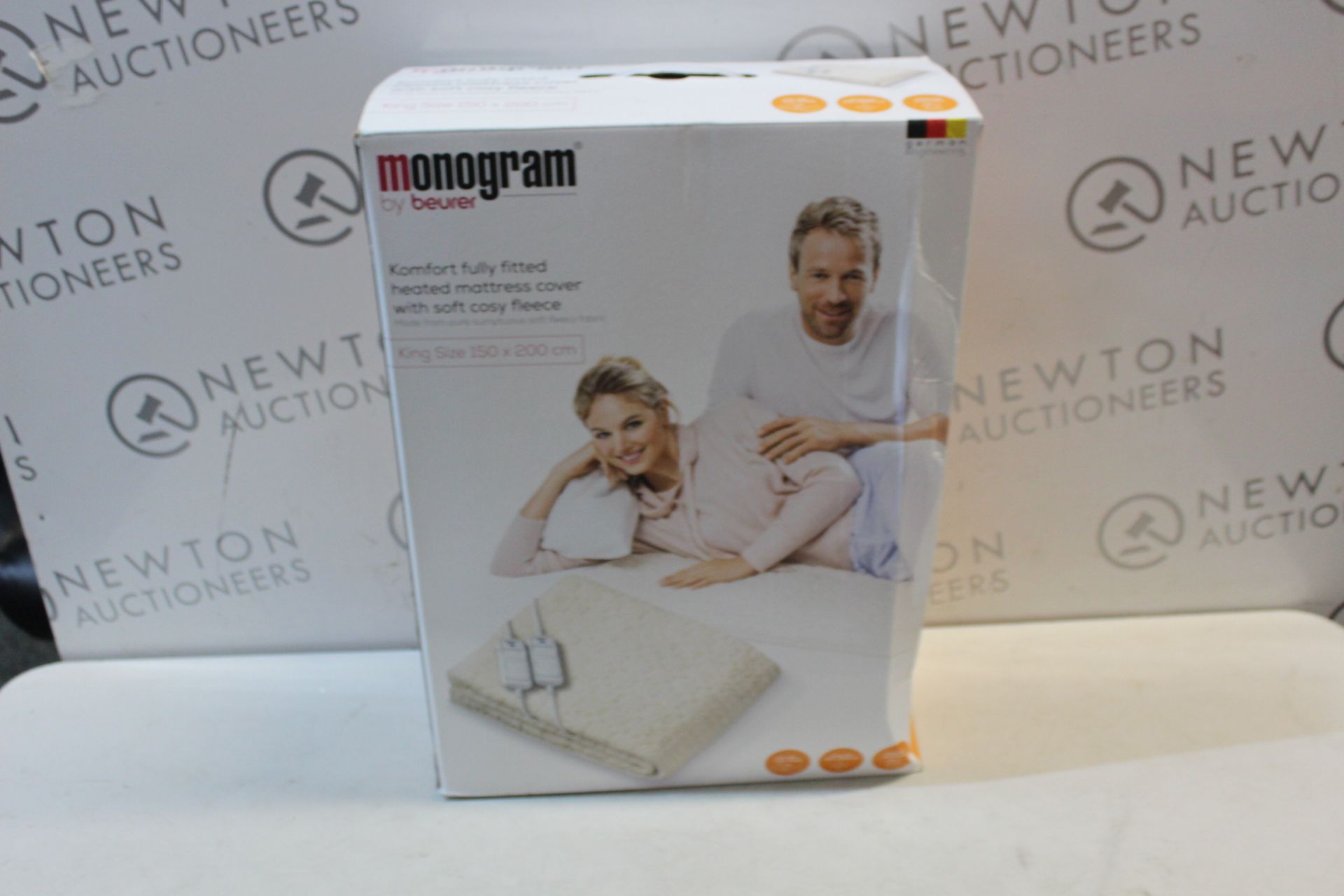 1 BOXED BEURER KOMFORT HEATED MATTRESS TOPPER, KING SIZE RRP Â£99.99