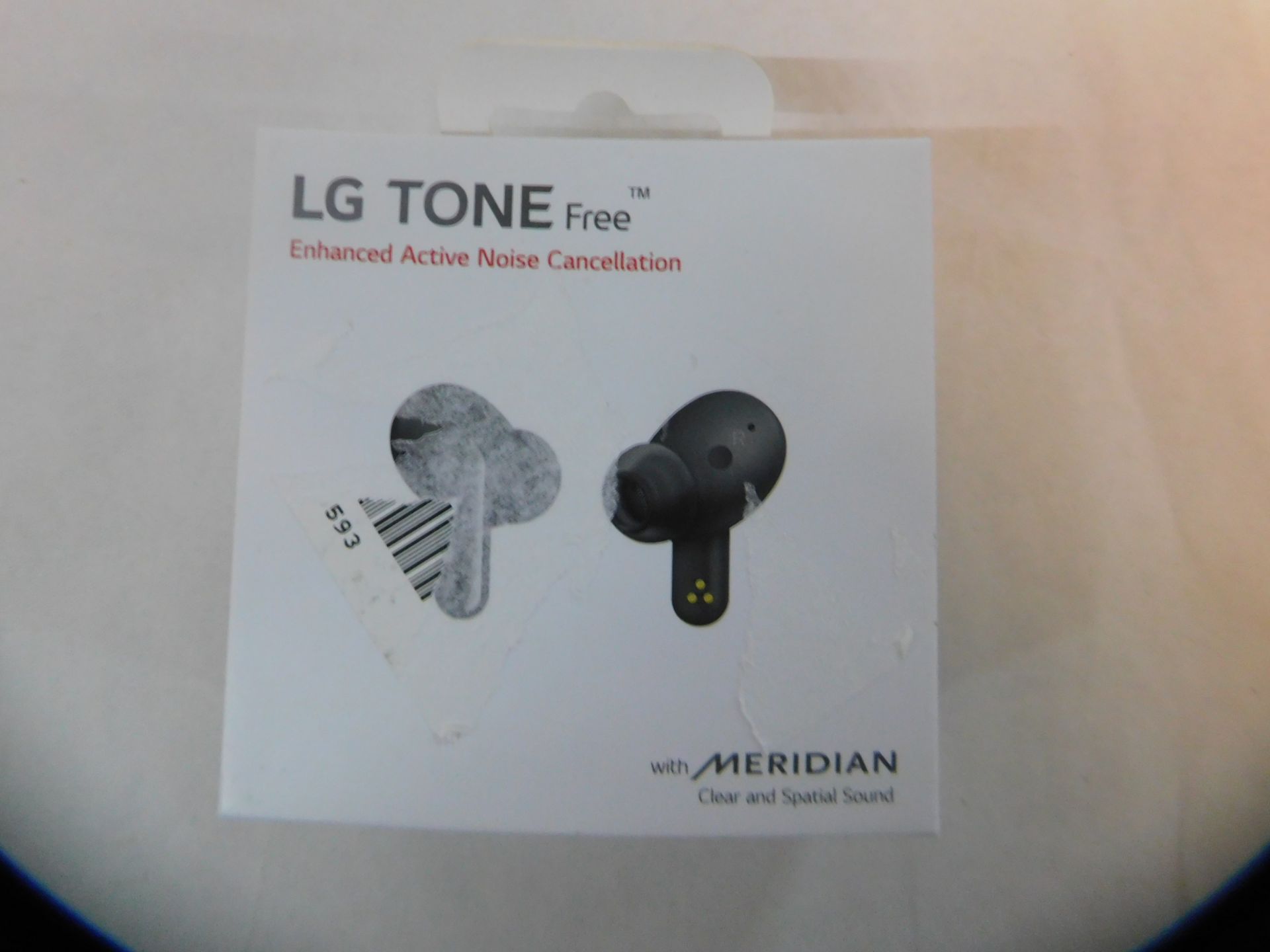 1 BOXED LG TONE FREE EARPHONES WITH MERIDIAN TECHNOLOGY MODEL UFP5 RRP Â£119.99