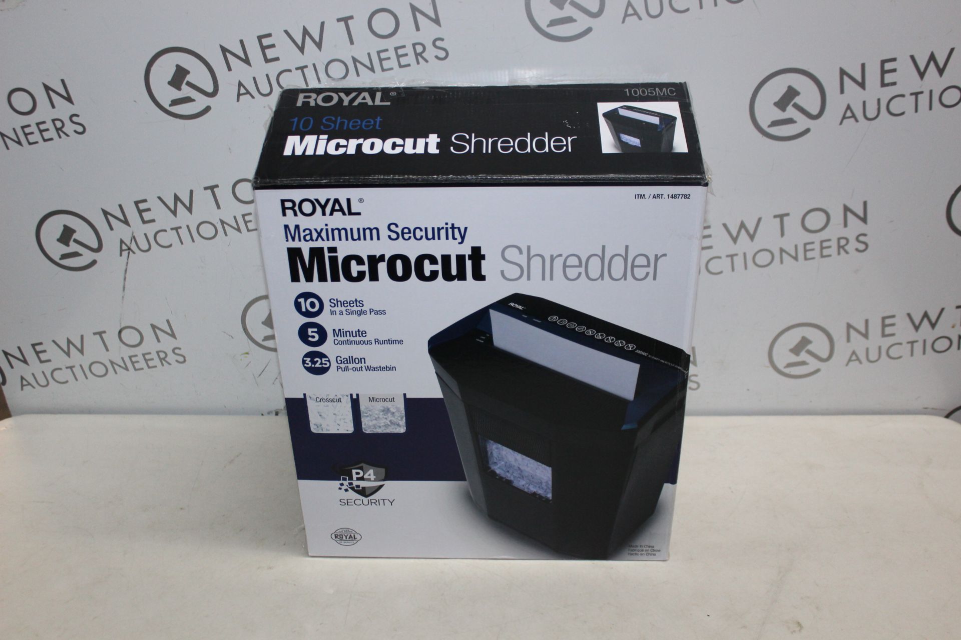 1 BOXED ROYAL MICRO-CUT SHREDDER 12 LITRE PULL OUT BASKET RRP Â£69.99