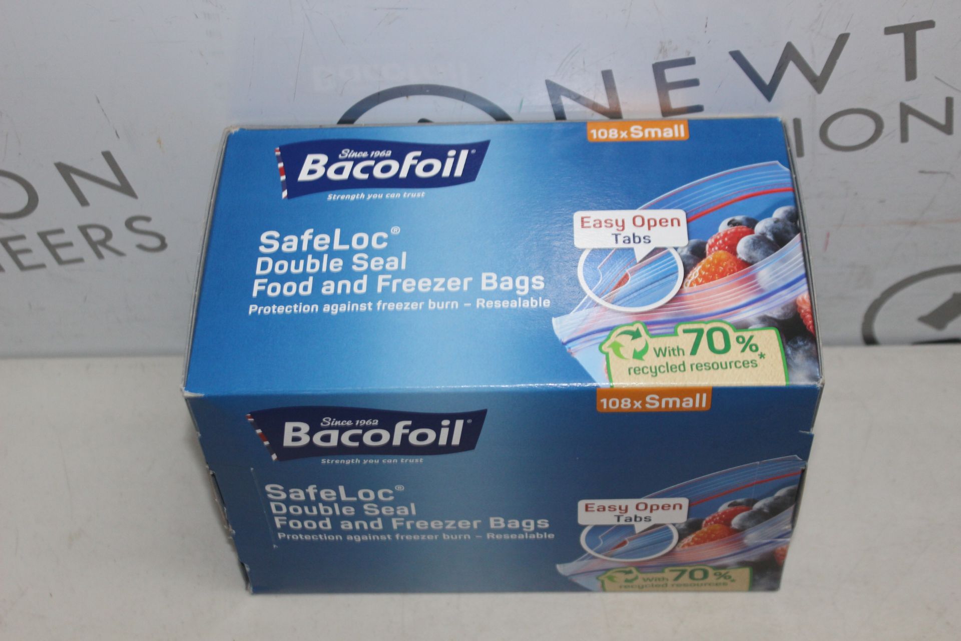 1 BOX OF BACOFOIL SAFELOC FOOD AND FREEZER BAGS RRP Â£14.99