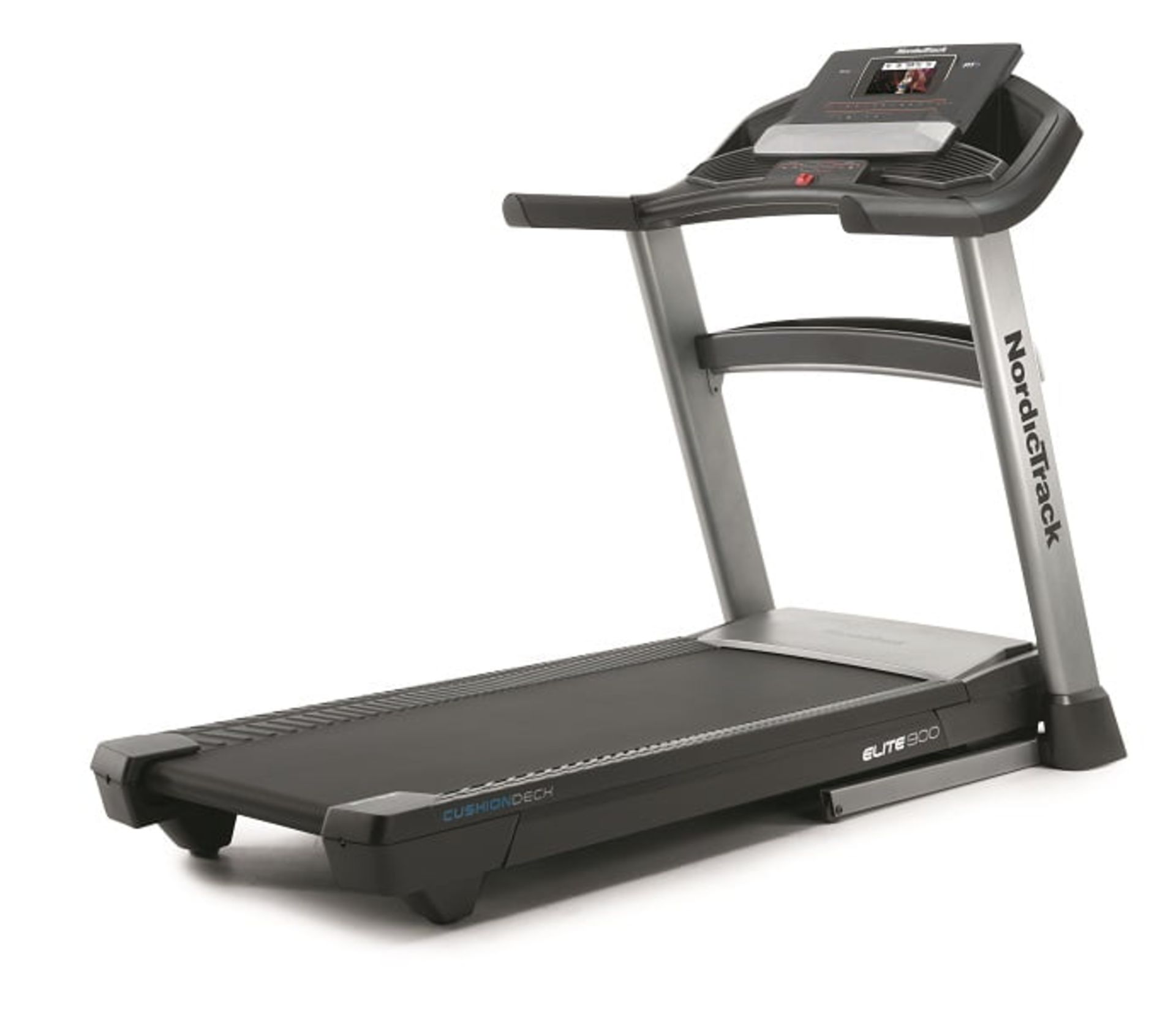 1 NORDIC TRACK ELITE 900 TREADMILL RRP Â£999 (POWERS ON, INCLINE WORKS, TRACK NOT MOVING)