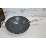 1 NORDIC WARE ALUMINIUM WOK WITH STAINLESS STEEL HANDLE, 35.5CM RRP Â£49