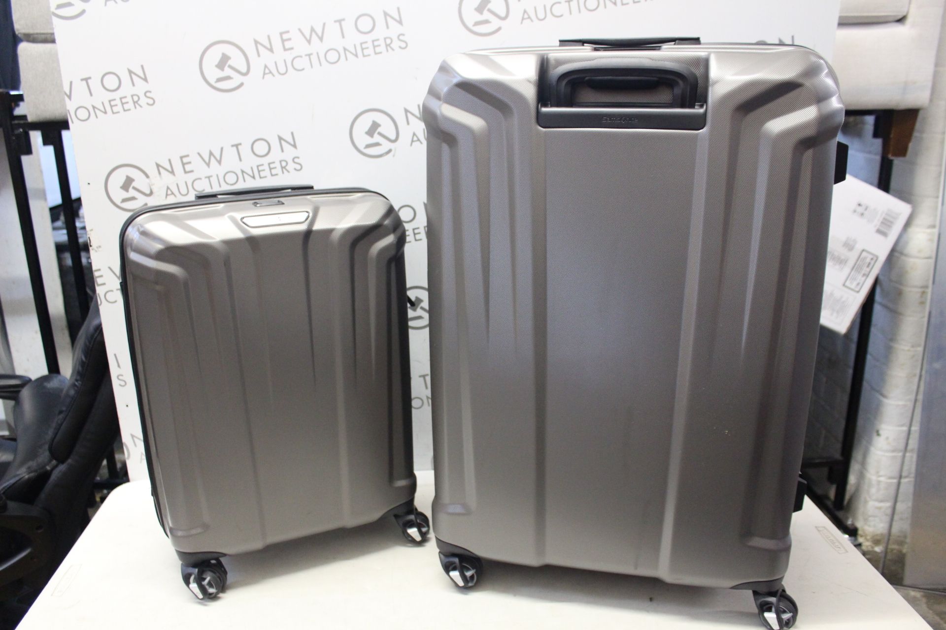 1 SAMSONITE ENDURE 2 PIECE HARDSIDE LUGGAGE SET RRP Â£199