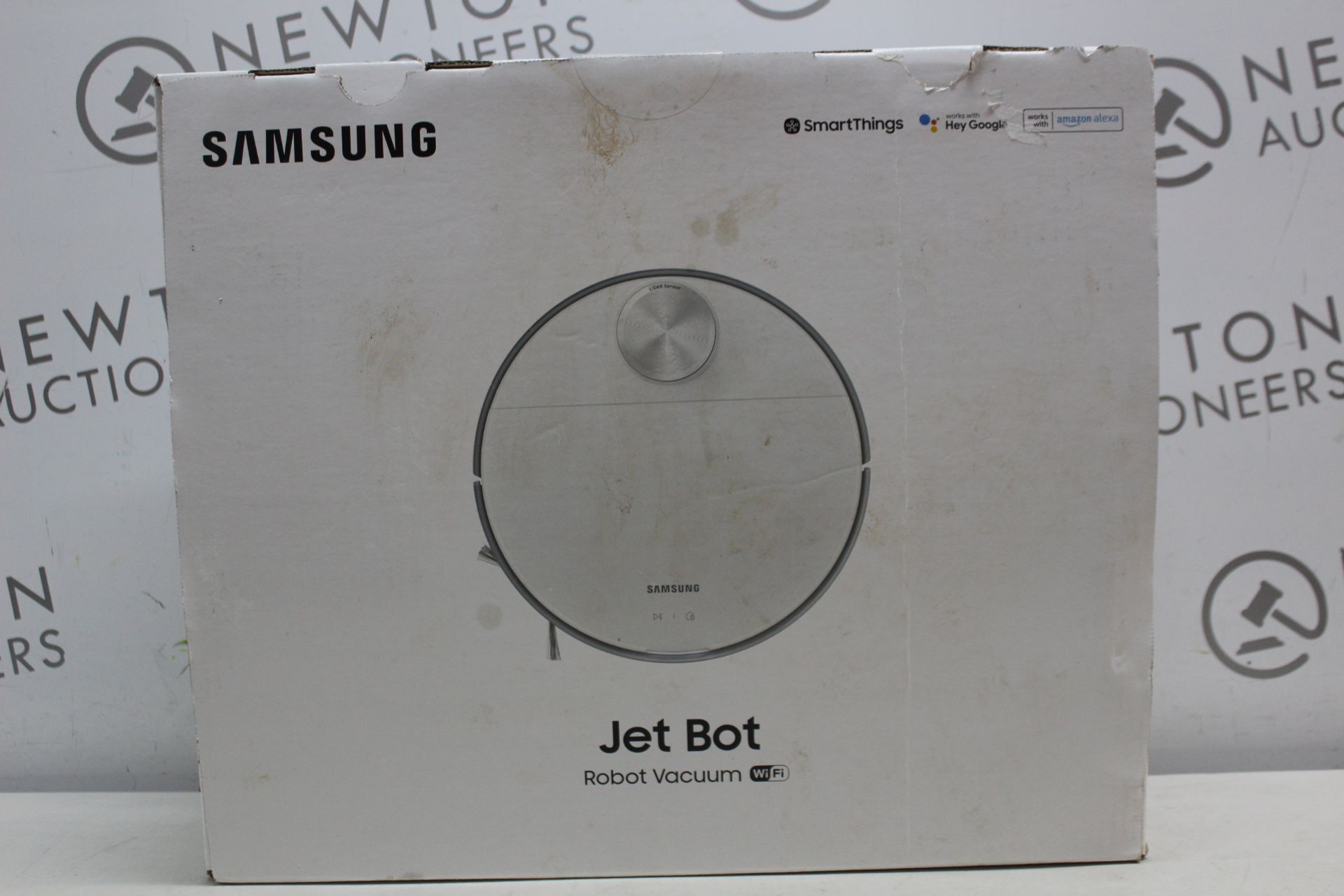 1 BOXED SAMSUNG JET BOT ROBOTIC VACUUM CLEANER, VR30T80313W/EU RRP Â£369.99