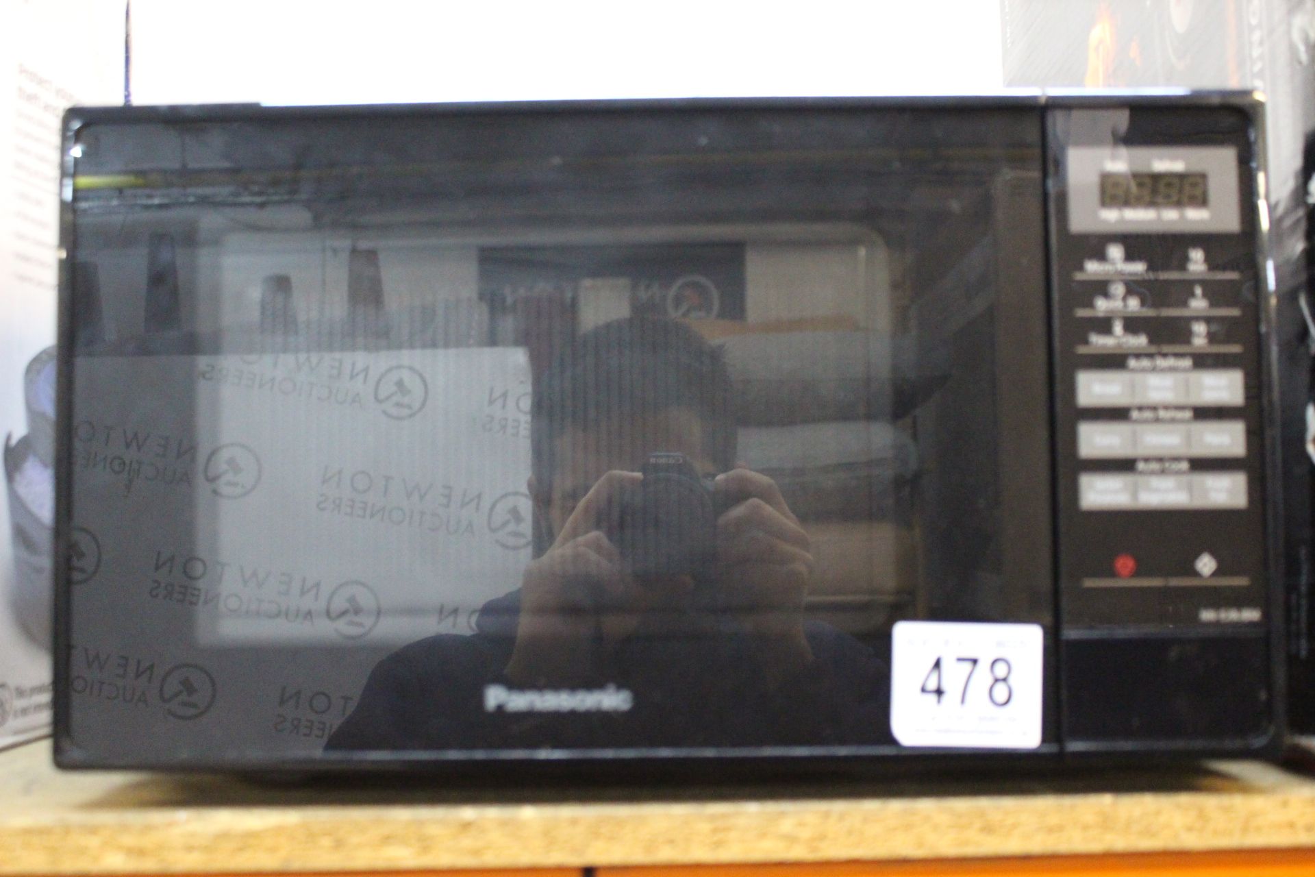 1 PANASONIC NN-E28JBM 800W 20L BLACK MICROWAVE OVEN RRP Â£89.99