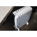 1 DE'LONGHI DRAGON 4 PRO OIL FILLED RADIATOR RRP Â£129.99